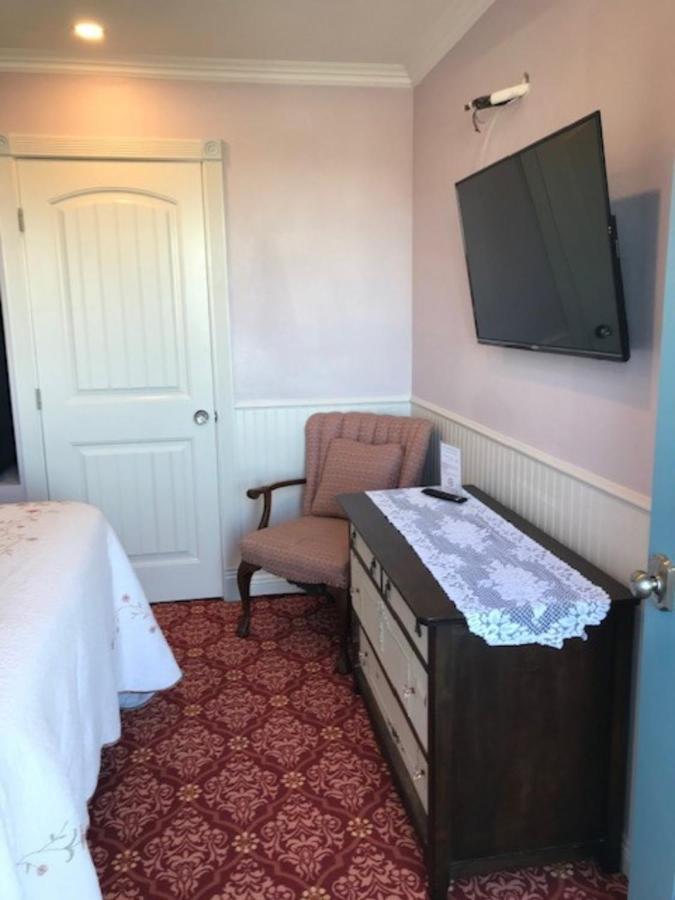 Sugarloaf Mountain Motel Вирджиния Сити Екстериор снимка