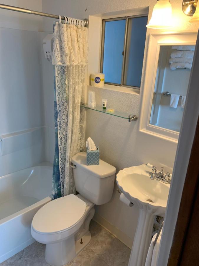 Sugarloaf Mountain Motel Вирджиния Сити Екстериор снимка