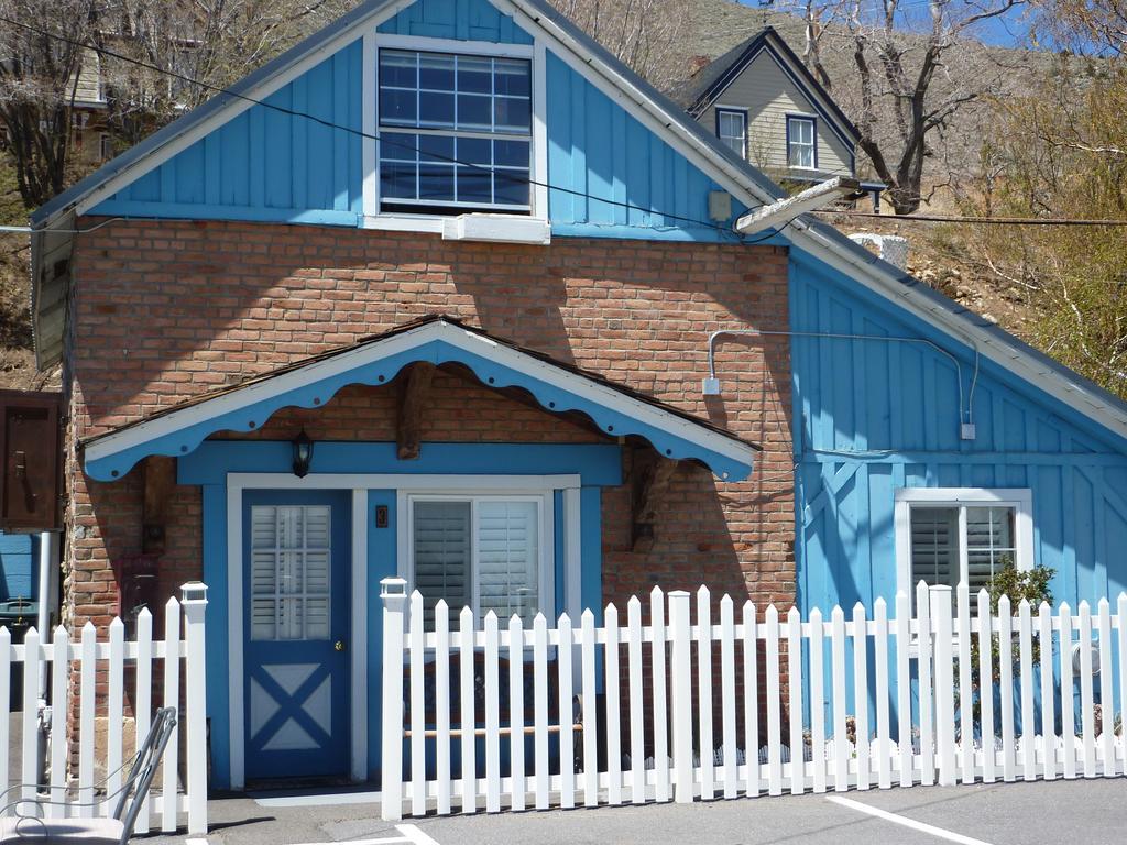Sugarloaf Mountain Motel Вирджиния Сити Екстериор снимка